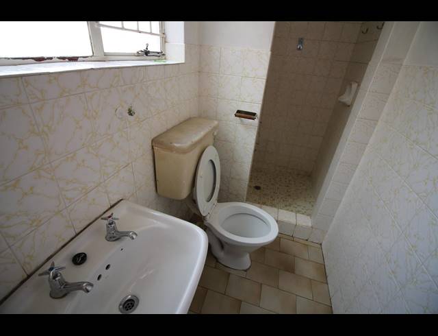 3 BEDROOM HOUSE TO LET IN KENSINGTON